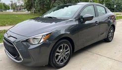 2019 Toyota Yaris LE