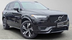 2023 Volvo XC90 Recharge T8 Plus Dark Theme