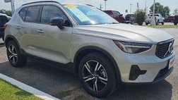 2024 Volvo XC40 Core Bright Theme