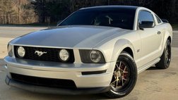 2005 Ford Mustang GT Premium