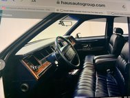 1990 Lincoln Town Car Base