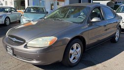 2003 Ford Taurus SE