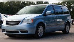 2013 Chrysler Town and Country Touring