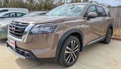 2024 Nissan Pathfinder Platinum