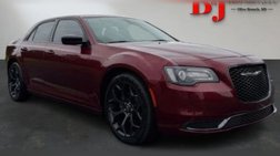 2019 Chrysler 300 Touring