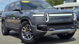 2023 Rivian R1S Adventure