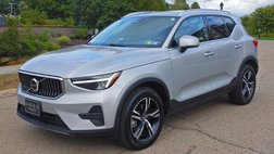 2024 Volvo XC40 Core