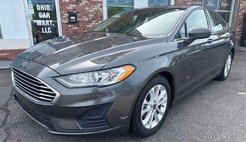 2020 Ford Fusion SE