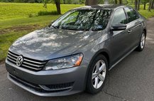 2014 Volkswagen Passat 2.5L SE PZEV