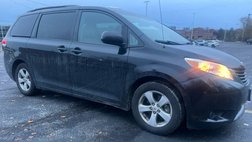 2011 Toyota Sienna LE