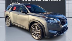 2022 Nissan Pathfinder SL