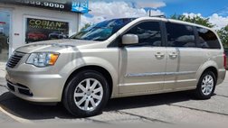 2016 Chrysler Town and Country Touring