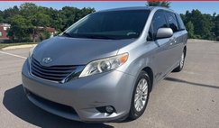 2017 Toyota Sienna XLE Premium 8-Passenger