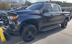 2022 Chevrolet Silverado 1500 Custom Trail Boss