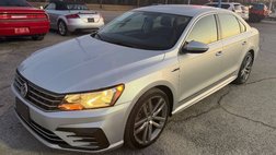 2017 Volkswagen Passat 1.8T R-Line