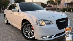 2021 Chrysler 300 Touring L