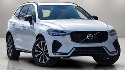 2025 Volvo XC60 B5 Core Dark Theme