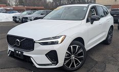 2023 Volvo XC60 B5 Plus Dark Theme