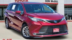 2022 Toyota Sienna XLE