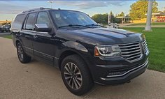 2015 Lincoln Navigator Base
