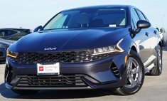 2022 Kia K5 LXS