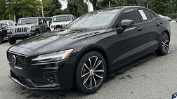 2023 Volvo S60 Recharge T8 Plus Dark Theme