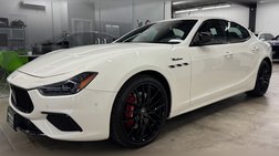 2022 Maserati Ghibli Modena Q4