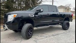 2020 Nissan Titan XD SV
