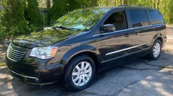 2014 Chrysler Town and Country Touring