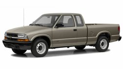 2002 Chevrolet S-10 LS