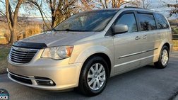2014 Chrysler Town and Country Touring