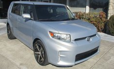 2013 Scion xB Base