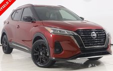 2022 Nissan Kicks SR