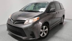 2019 Toyota Sienna LE