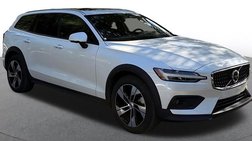 2025 Volvo V60 Cross Country B5 Plus