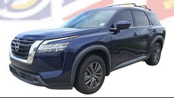 2022 Nissan Pathfinder SV