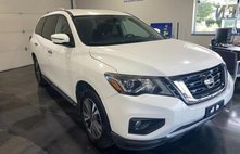 2017 Nissan Pathfinder SV