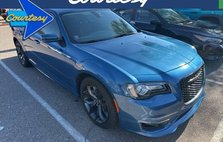 2023 Chrysler 300 Touring L