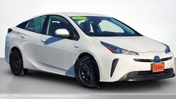 2022 Toyota Prius LE