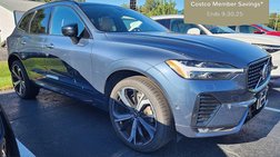2023 Volvo XC60 B5 Ultimate Dark Theme