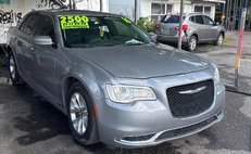 2016 Chrysler 300 Limited