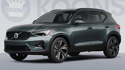 2026 Volvo XC40 B5 Plus