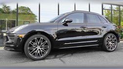 2023 Porsche Macan T