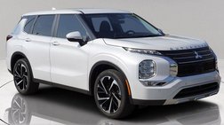 2023 Mitsubishi Outlander SE