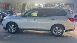 2019 Nissan Pathfinder SV