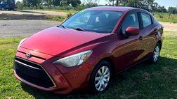 2019 Toyota Yaris LE