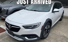 2019 Buick Regal TourX Essence