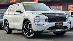 2023 Mitsubishi Outlander SE