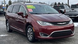 2020 Chrysler Pacifica Touring L Plus