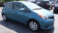 2014 Toyota Yaris LE